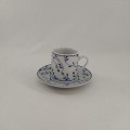 Paçi Porselen DALIA Collection Beyaz Üzerine Mavi Dallı Yapraklı Sarmaşık Desenli 6'lı Türk Kahvesi Fincan Takımı